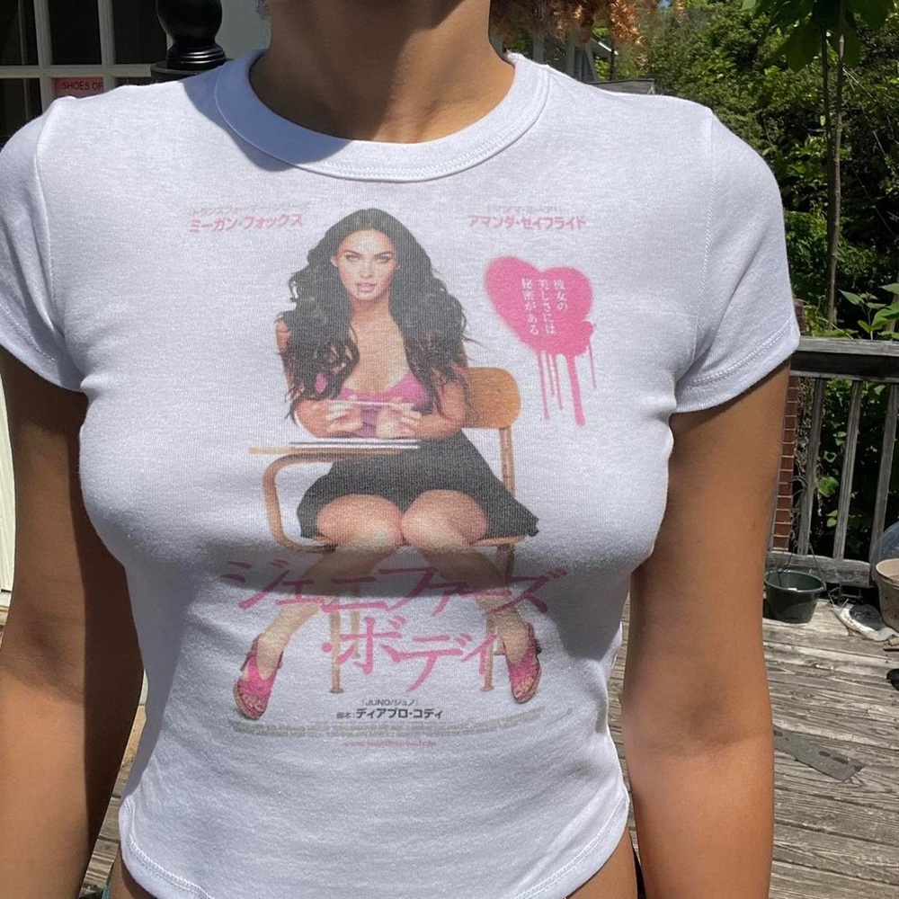 Jennifers Body Megan Fox Japanese Film Poster cropped baby tee 💗 made to order 💗 - Picture 6 of 6